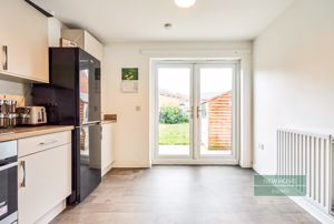 Photo 23- click for photo gallery